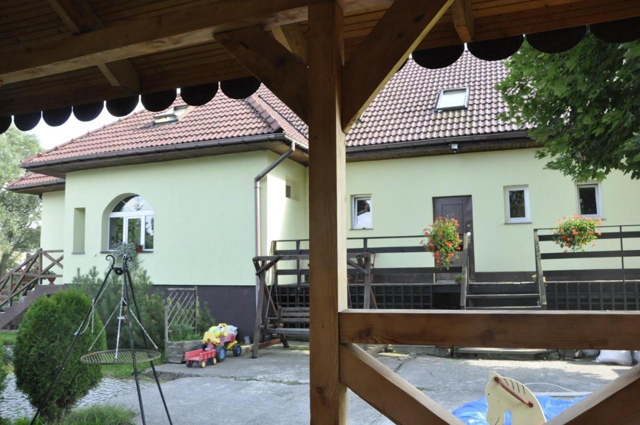 Krzeszow Na Szlakuアパートメント エクステリア 写真