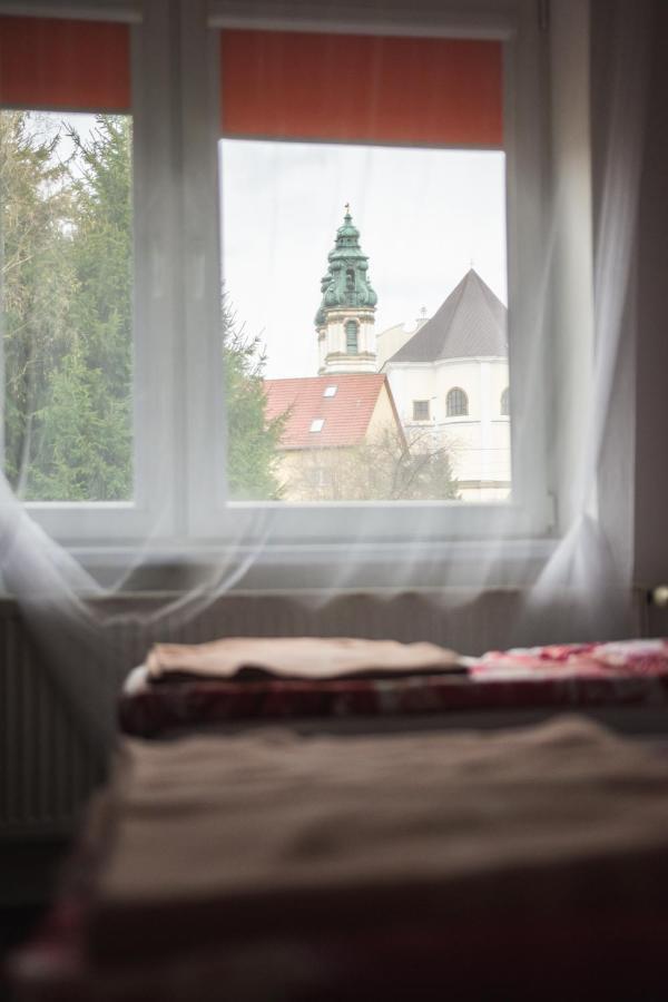 Krzeszow Na Szlakuアパートメント エクステリア 写真